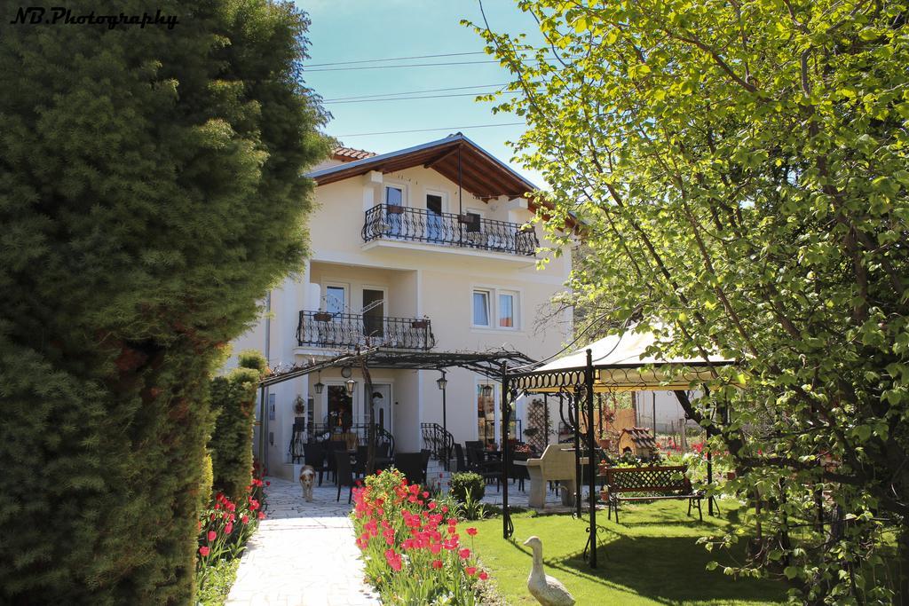 Pension Lale Peštani Exteriér fotografie